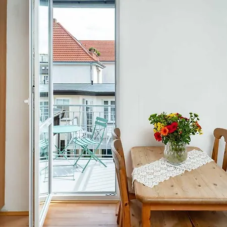 Apartmenthaus Chrischanshof * Rostock